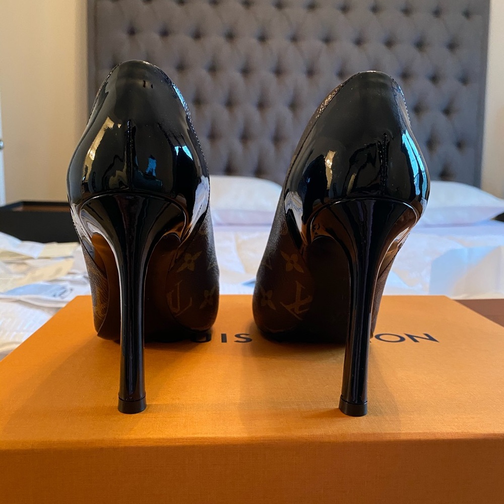 Beautiful LV shoes ,comfortable,and very classic - Picture 6 of 9